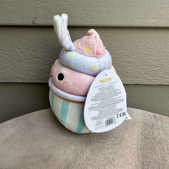 Squishmallows Aligail the Easter Cupcake Plush Stuffed Toy Small New - Picture 8 of 9